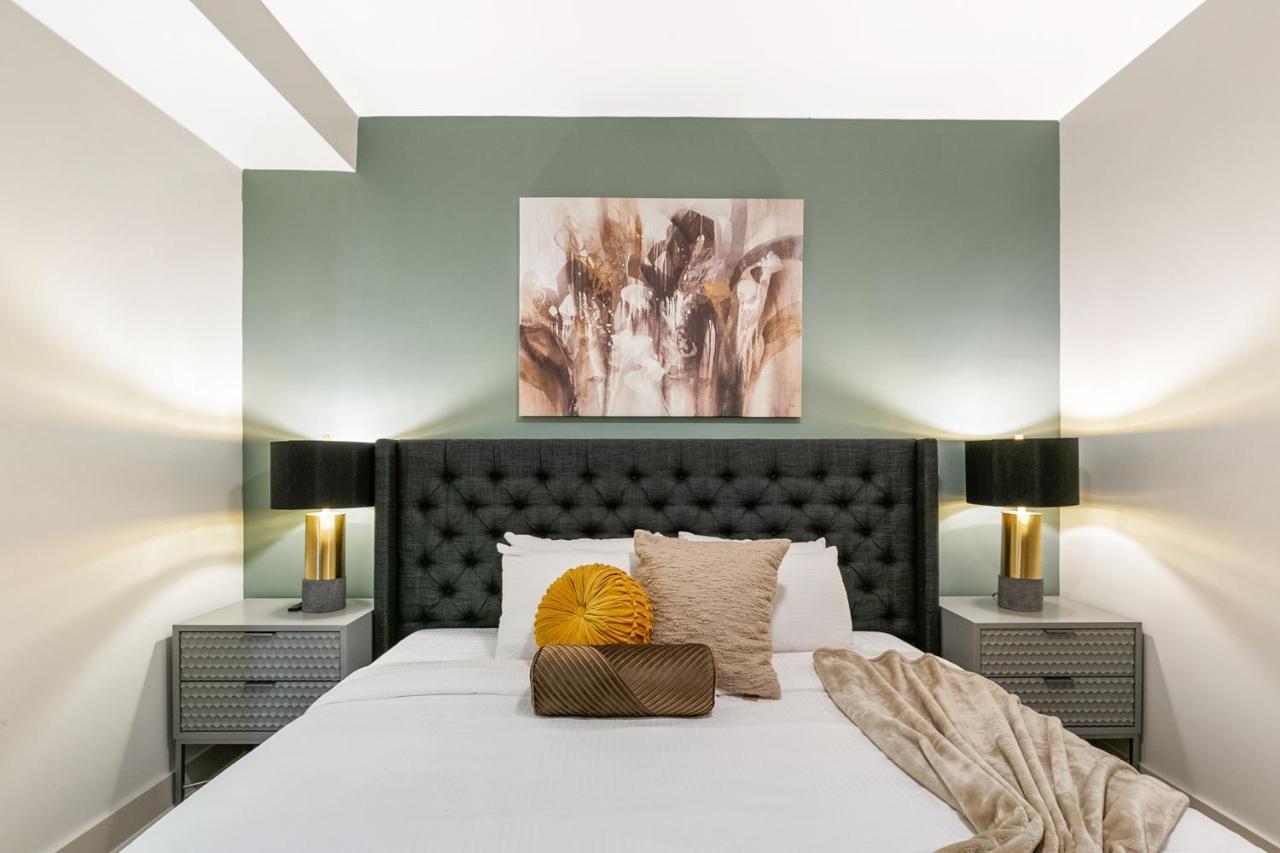 Apartment Chic 4bed Oasis Steps From French Quarter Magic! New Orleans