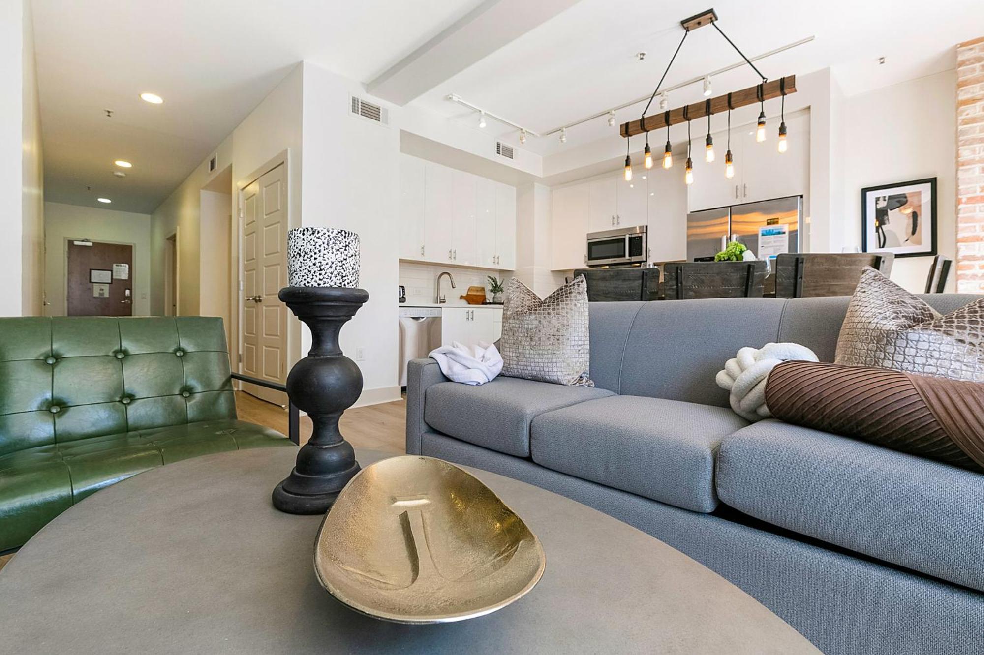 Chic 4bed Oasis Steps From French Quarter Magic! New Orleans