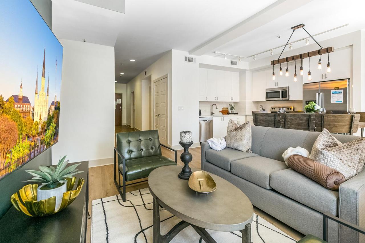Chic 4bed Oasis Steps From French Quarter Magic! Apartment *